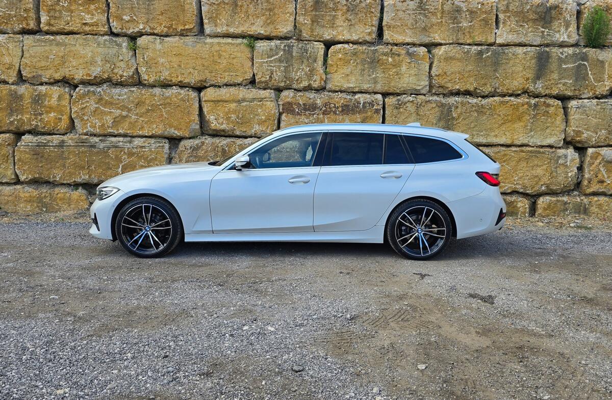 BMW Serie-3 318 d Touring Line Sport Auto