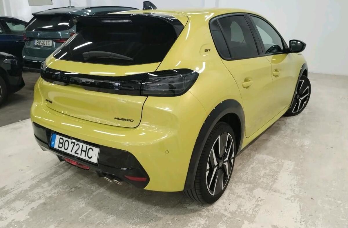 PEUGEOT 208 1.2 Hybrid GT e-DCS6