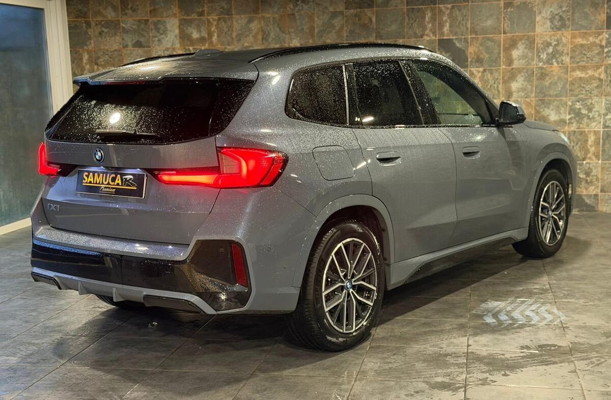 BMW X1 i xDrive30 Pack Desportivo M