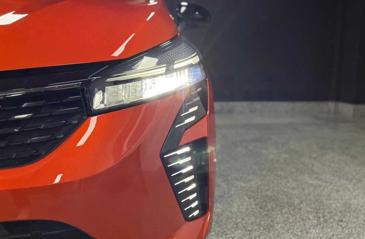 RENAULT Clio 1.0 TCe Techno