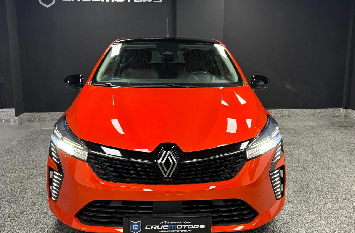 RENAULT Clio 1.0 TCe Techno