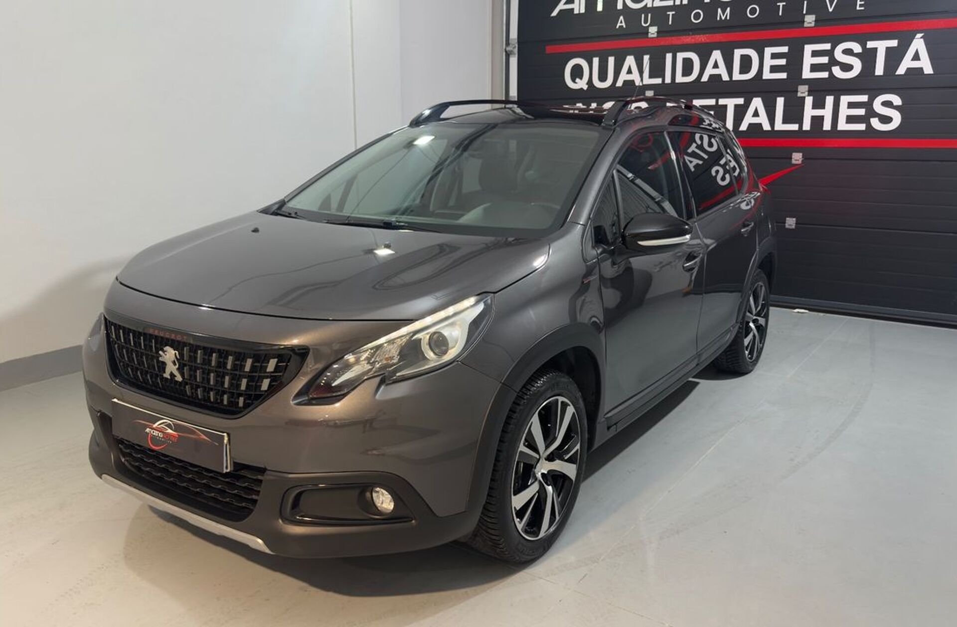 PEUGEOT 2008 1.2 PureTech GT Line