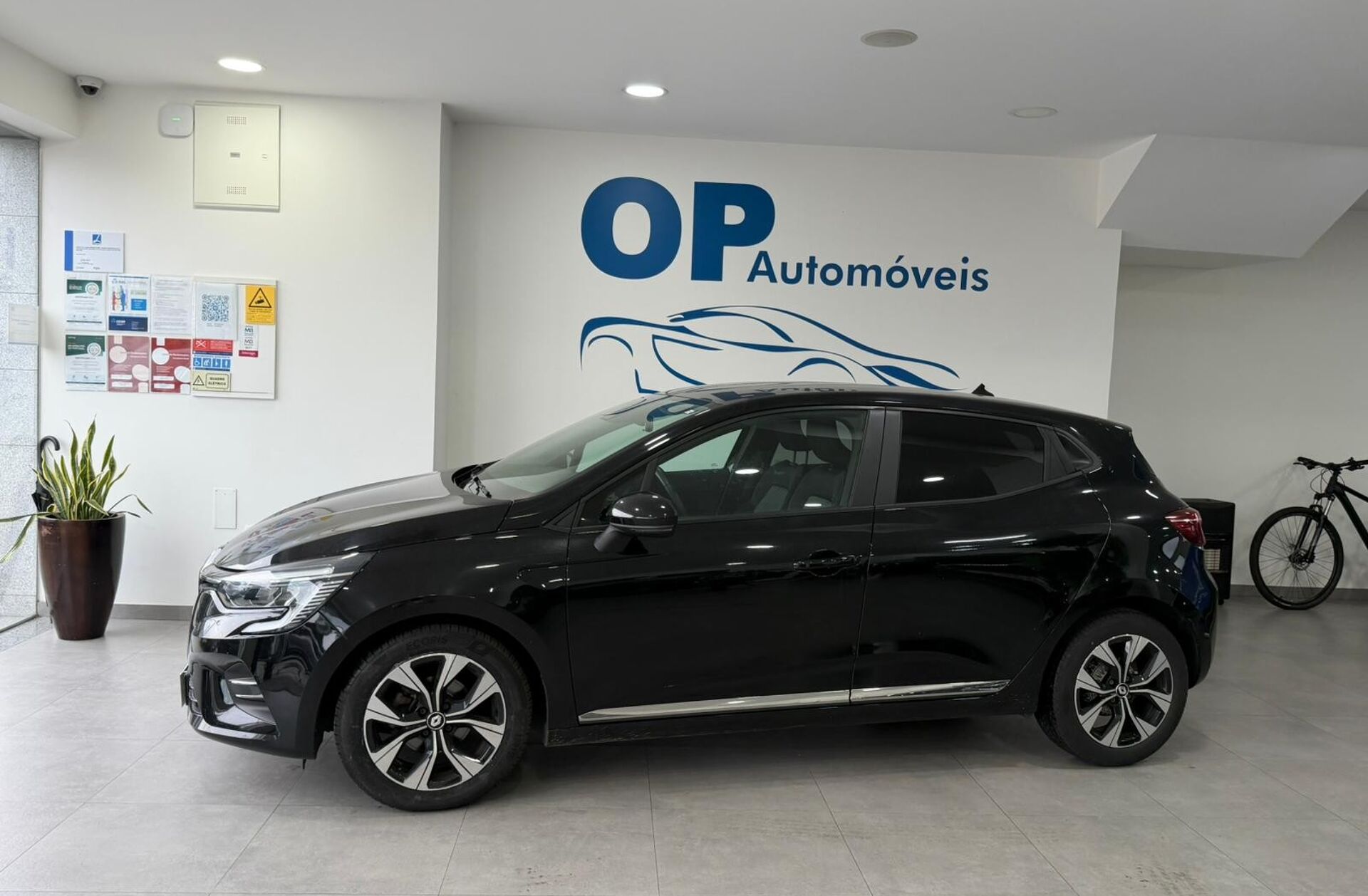 RENAULT Clio 1.0 TCe Evolution