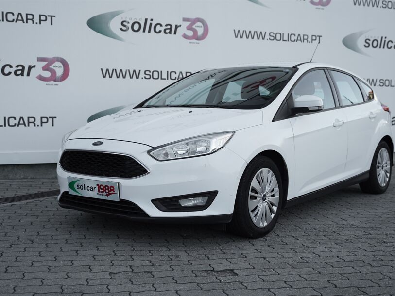 Ford Focus 1.5 TDCi Trend+ com 439 166 km por 7 500 € Stand Solicar Lda