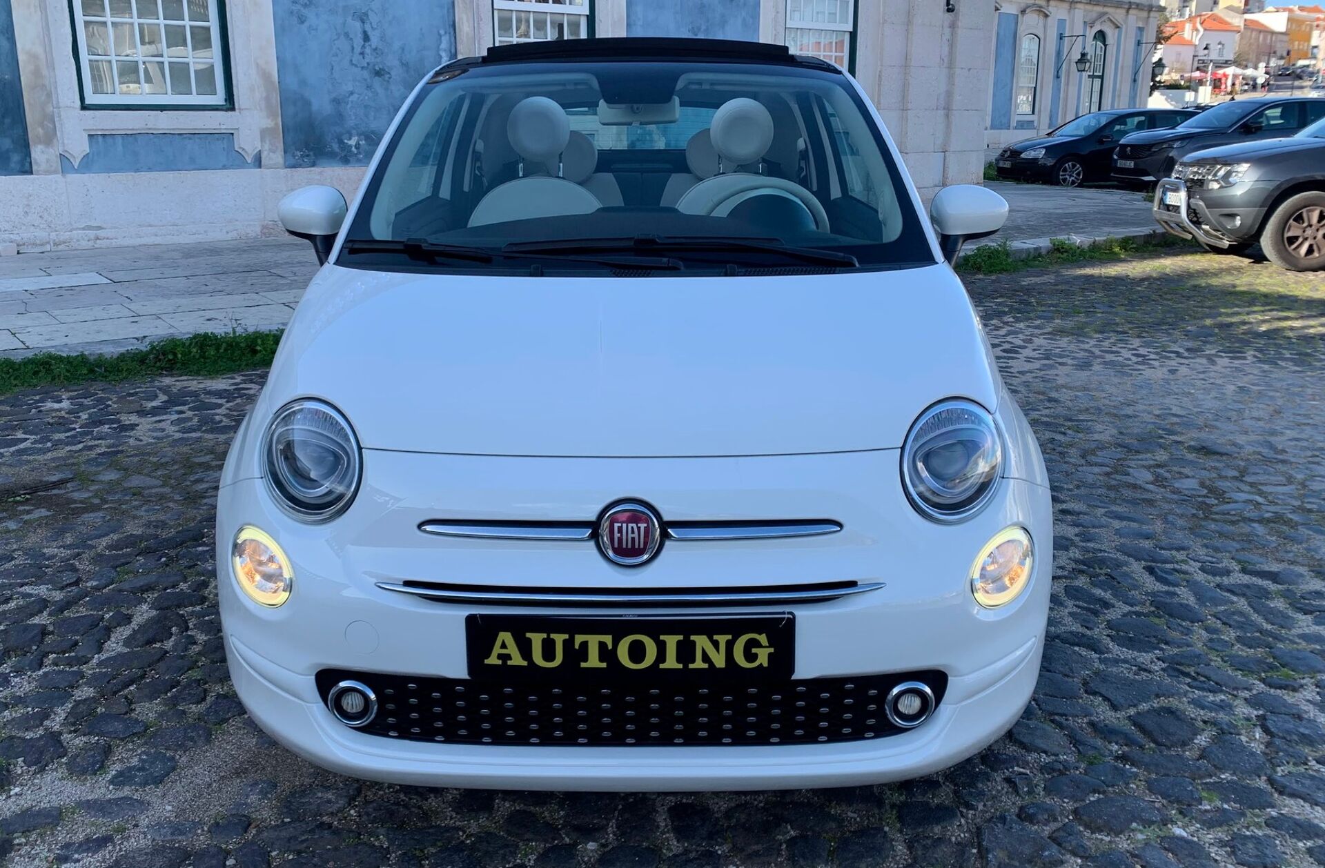 FIAT 500 C 1.0 Hybrid Lounge