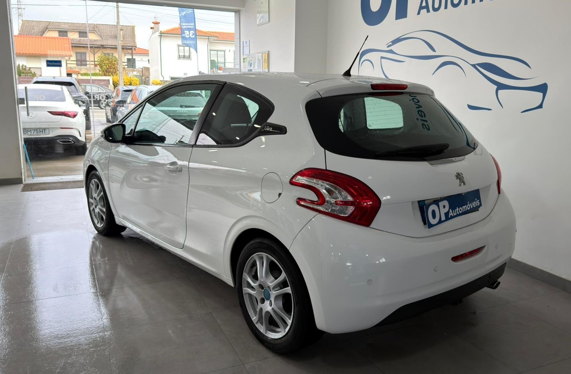 PEUGEOT 208 1.0 VTi Access