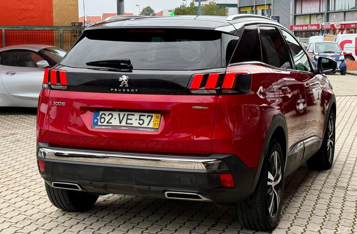 PEUGEOT 3008 1.5 BlueHDi GT Line EAT8