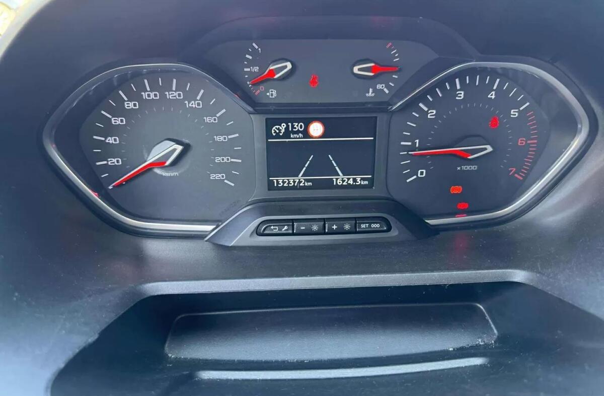 PEUGEOT Rifter 1.5 BlueHDi Allure