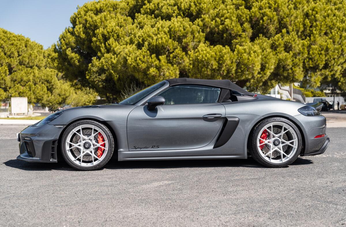 PORSCHE 718 Spyder RS
