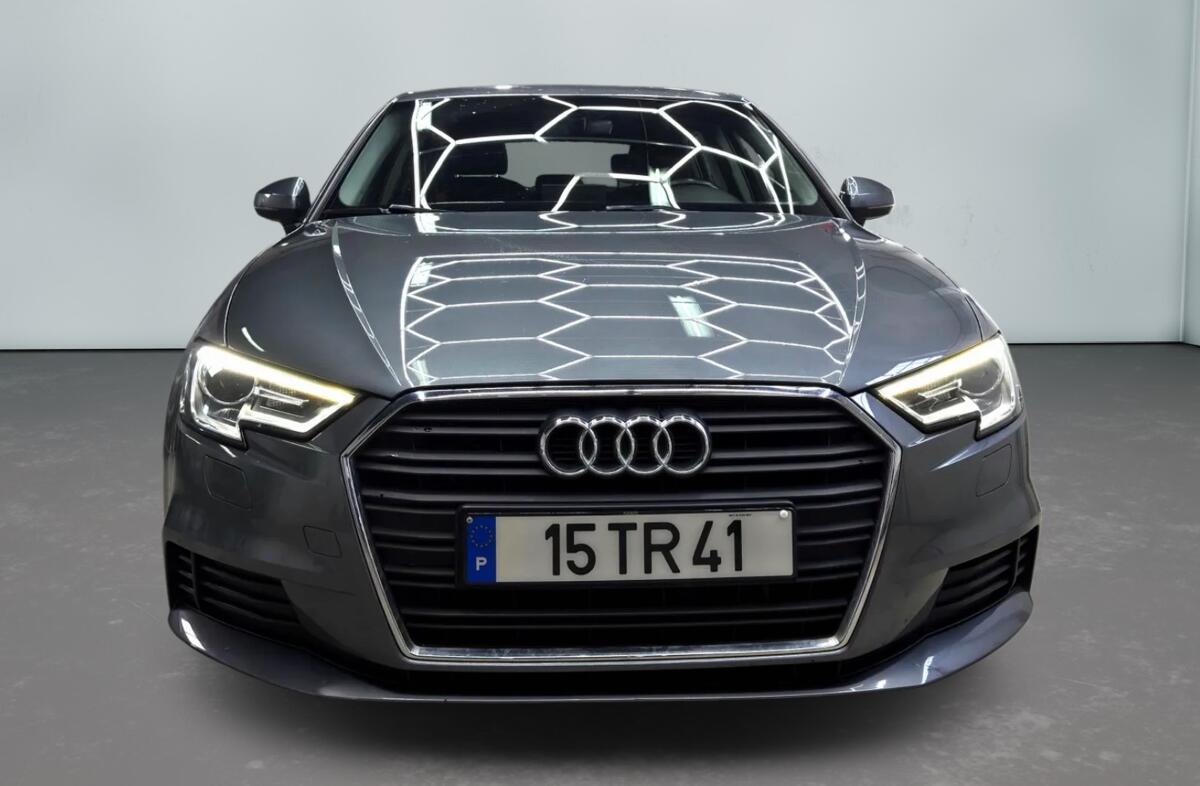 AUDI A3 1.6 TDI Design