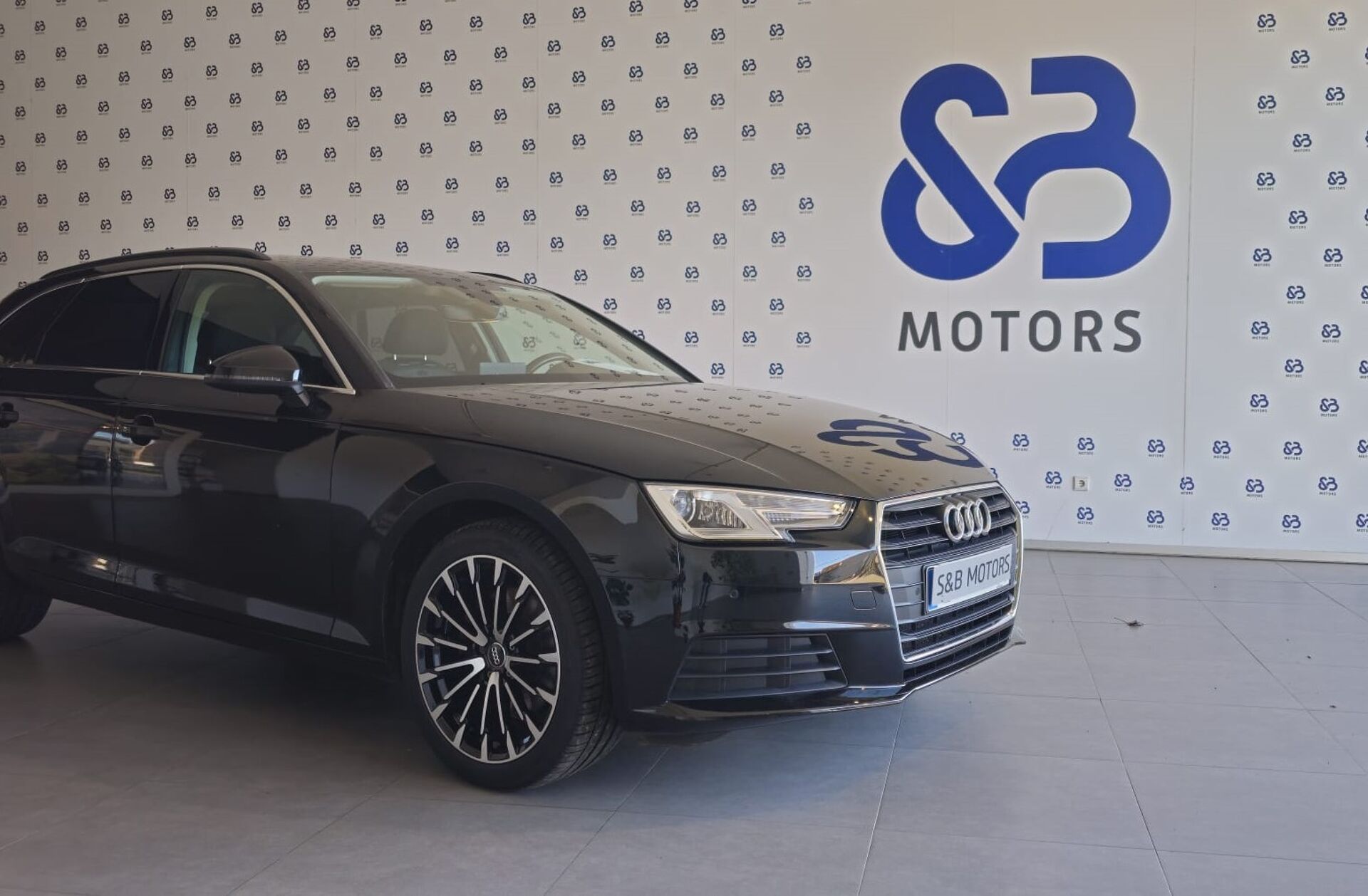 AUDI A4 2.0 TDi Multitronic Advance