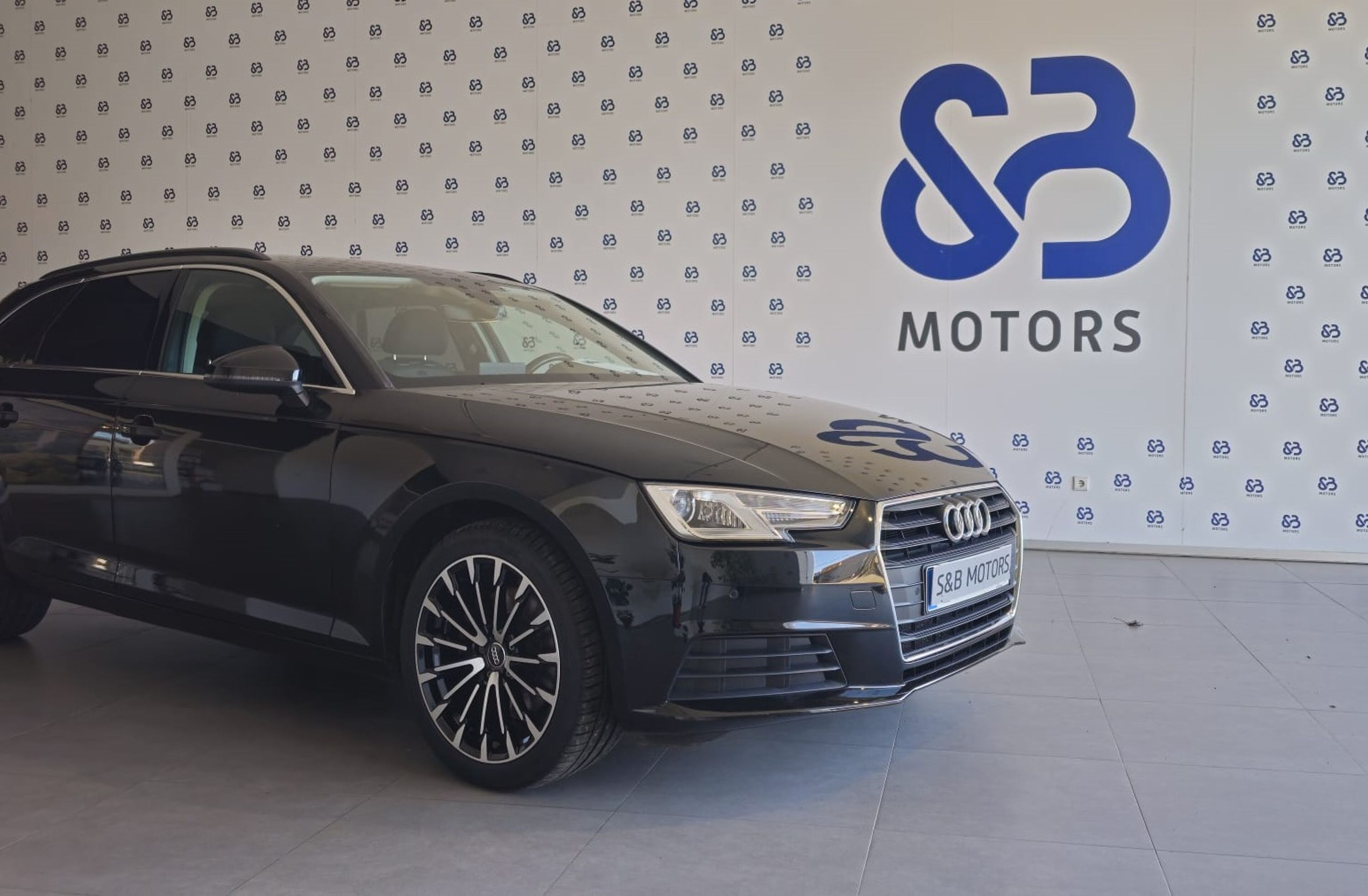 AUDI A4 2.0 TDi Multitronic Advance