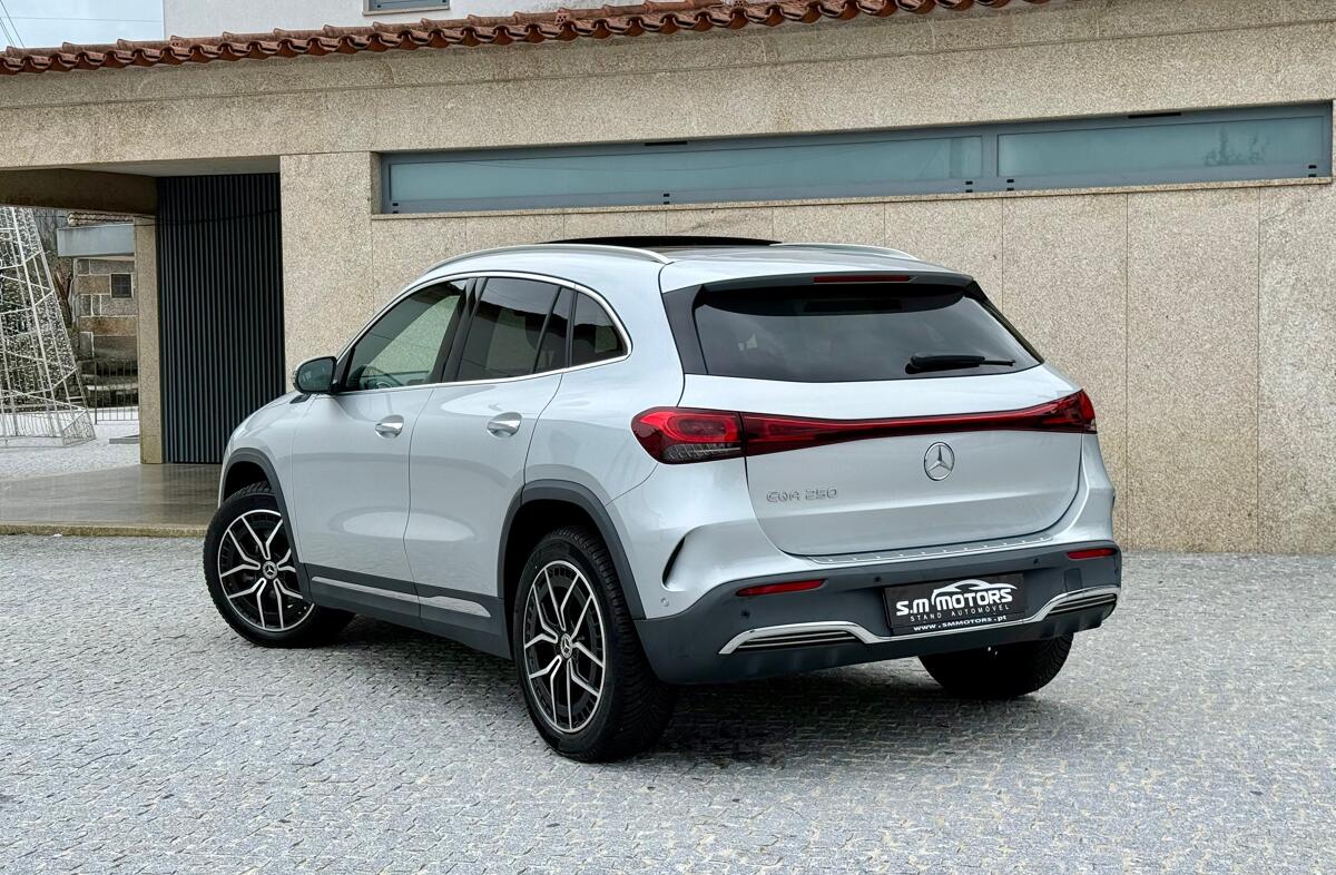 MERCEDES EQA 250 AMG Line