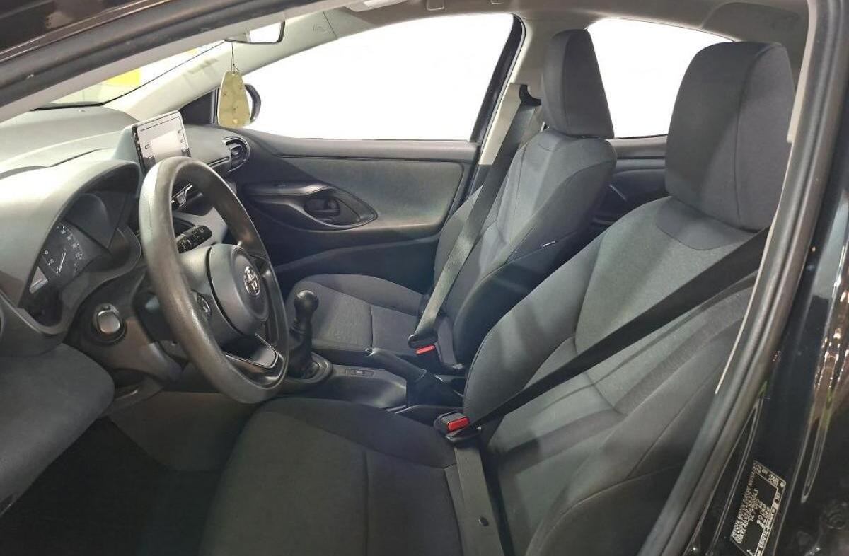 TOYOTA Yaris 1.0 VVT-i Comfort