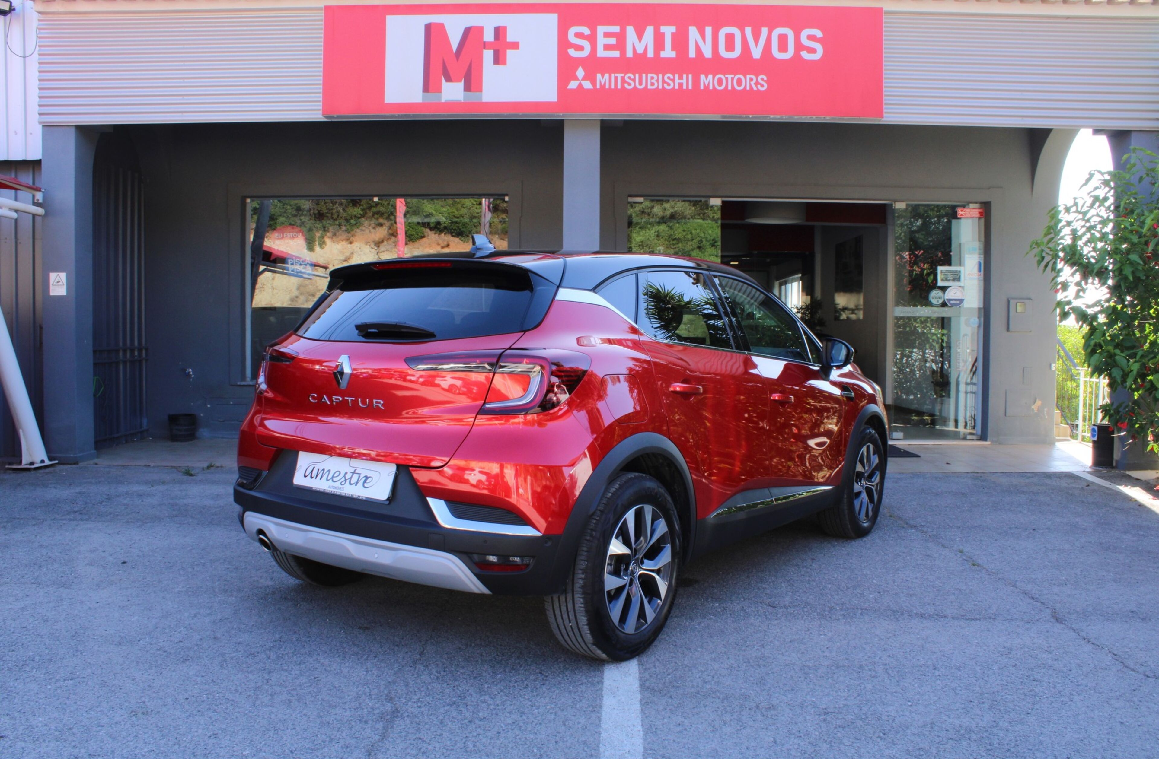 RENAULT Captur 0.9 TCe Exclusive