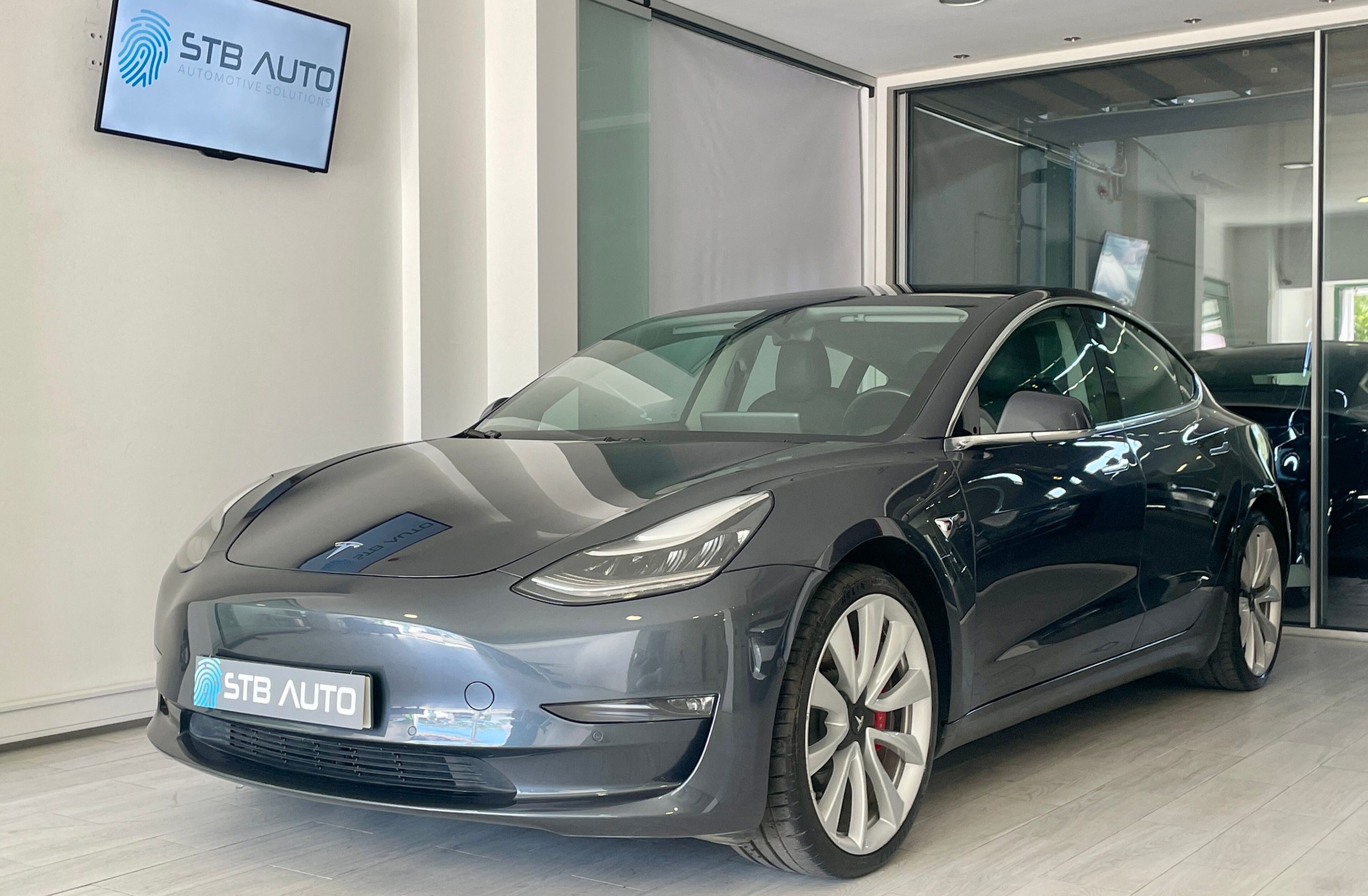 TESLA Model 3 Performance Dual Motor AWD