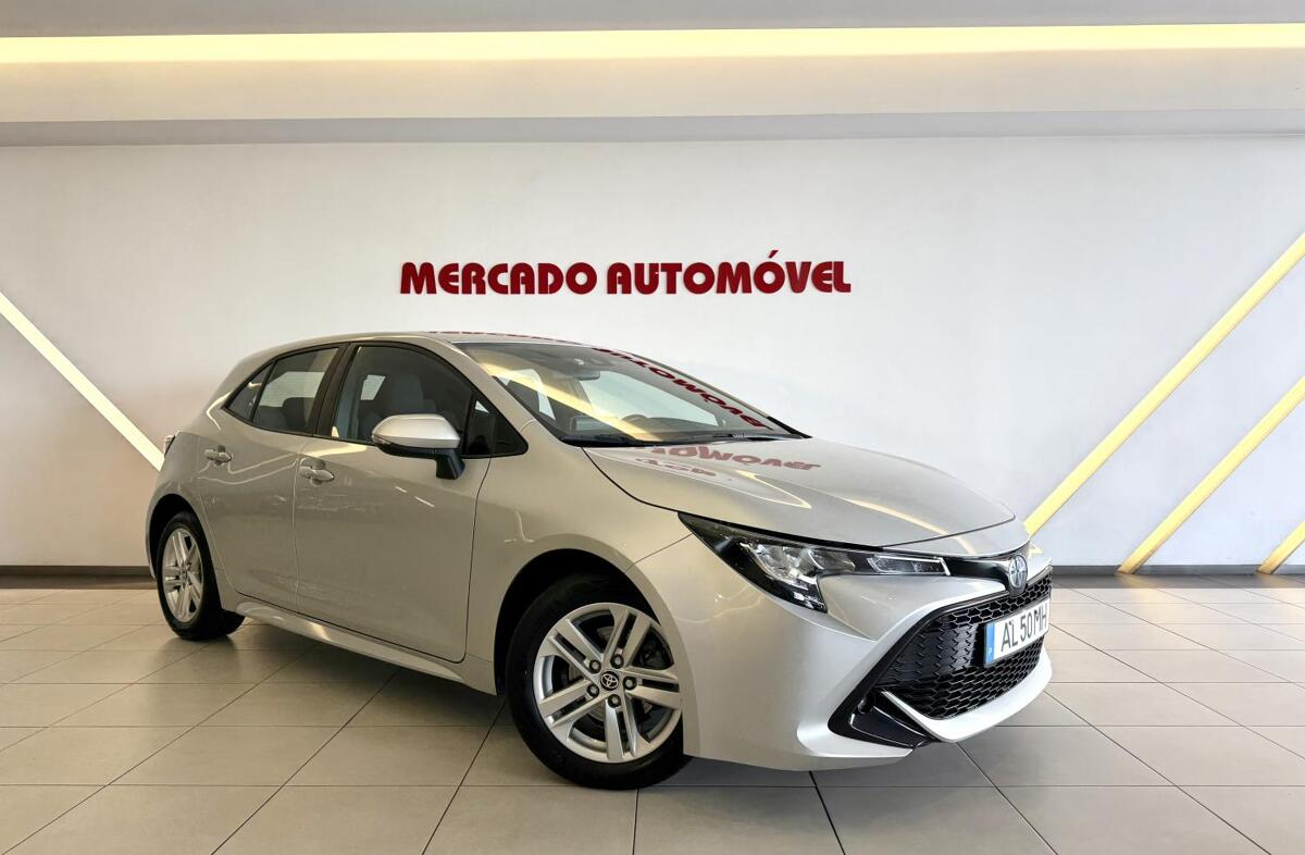 TOYOTA Corolla 1.8 Hybrid Comfort