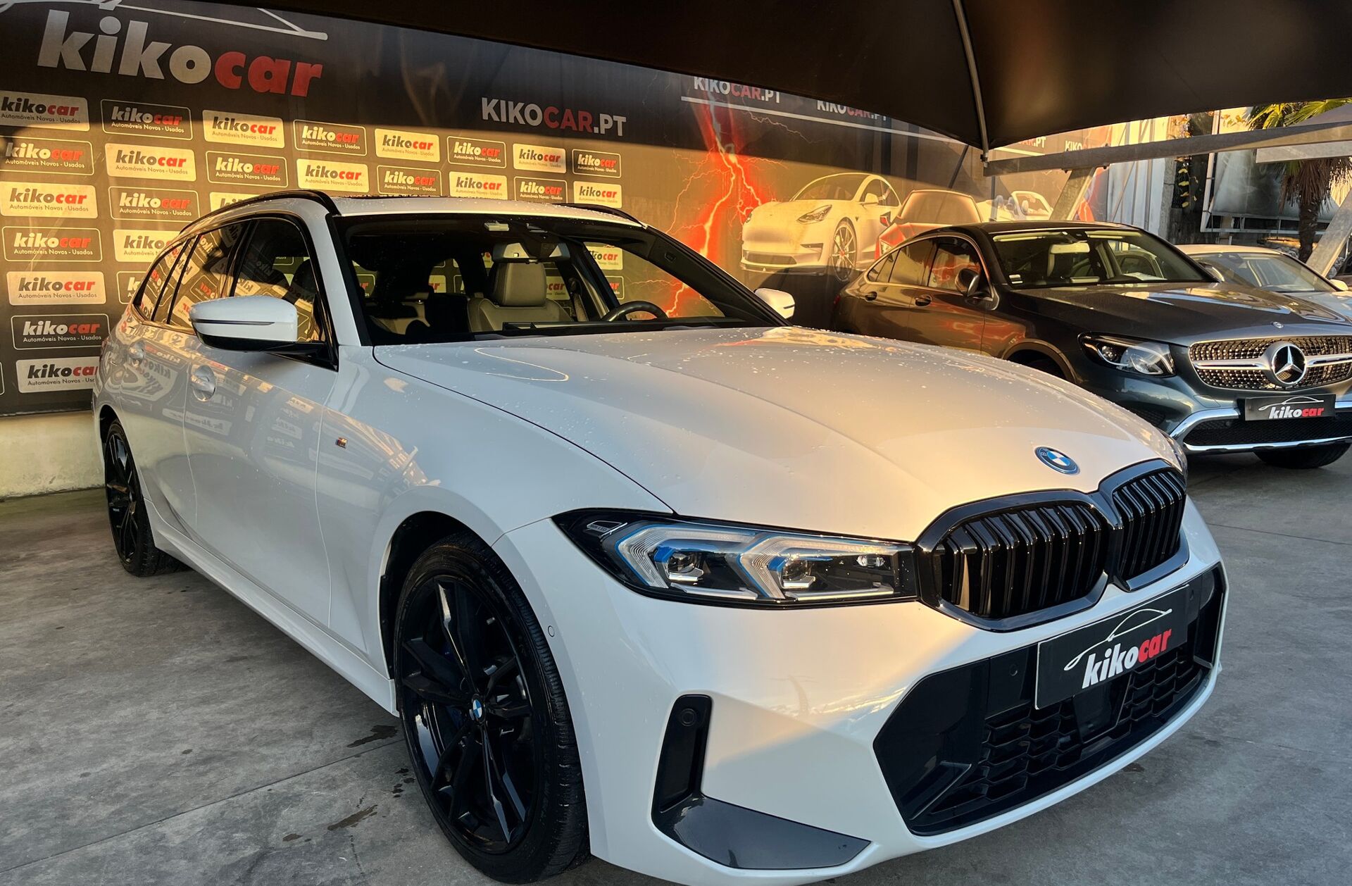 BMW Serie-3 330 e Touring Pack Desportivo M Auto