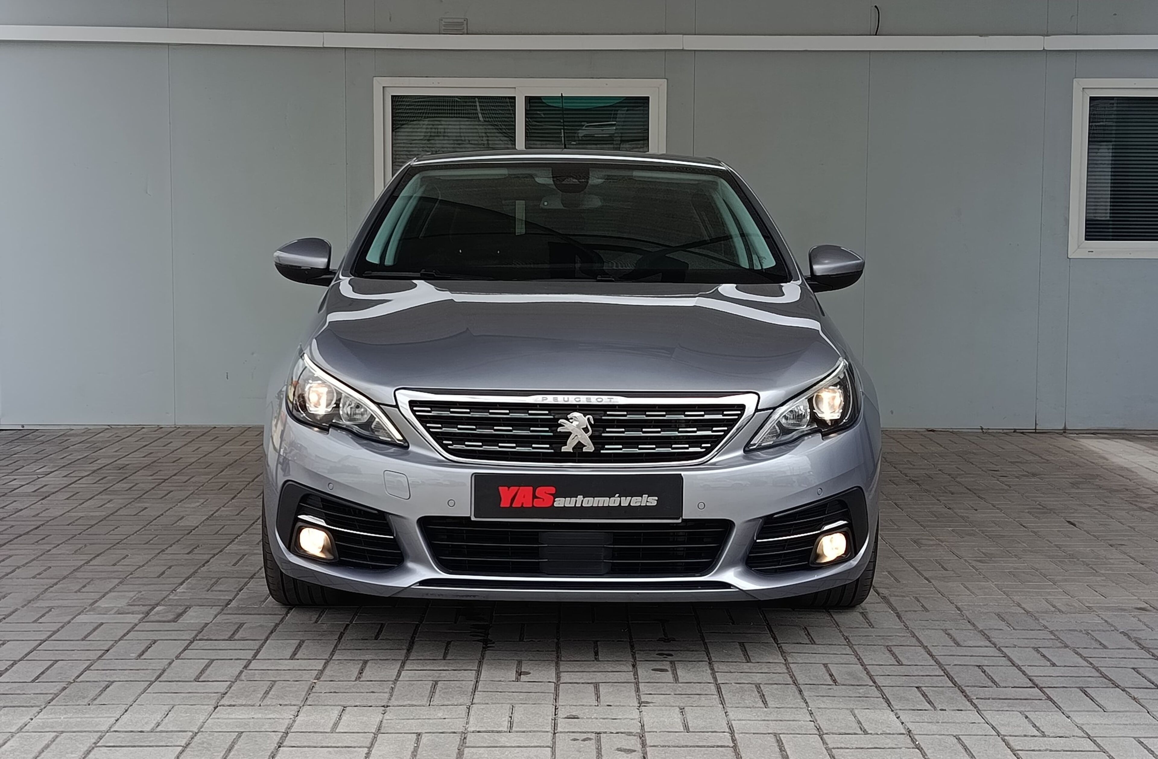 PEUGEOT 308 1.2 PureTech Style