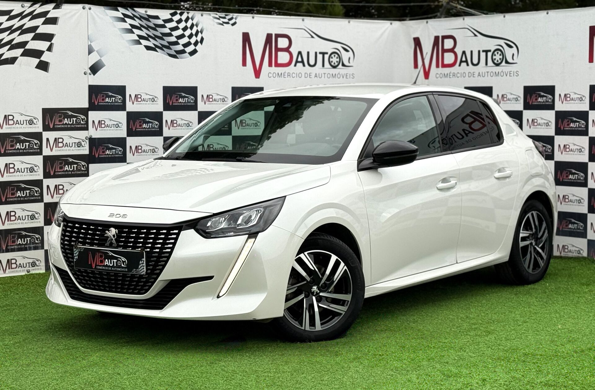 PEUGEOT 208 1.2 PureTech Allure