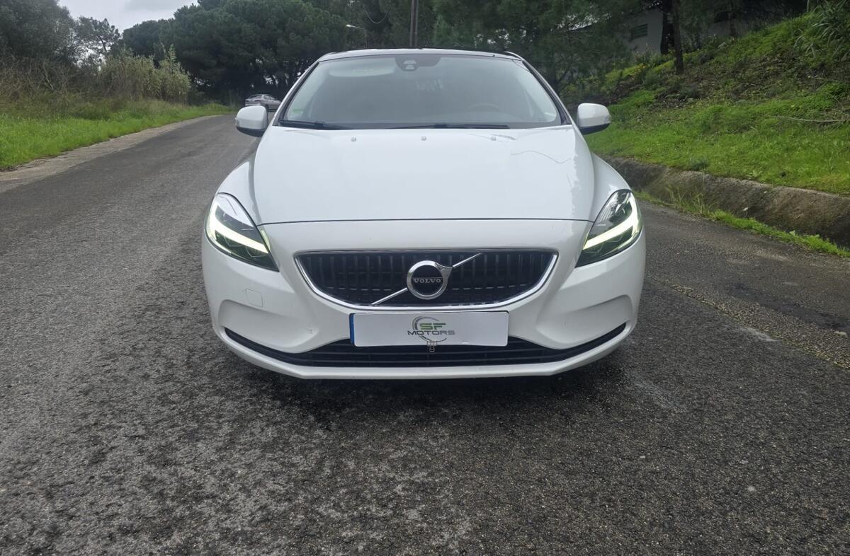 VOLVO V40 2.0 D2 Kinetic Geartronic