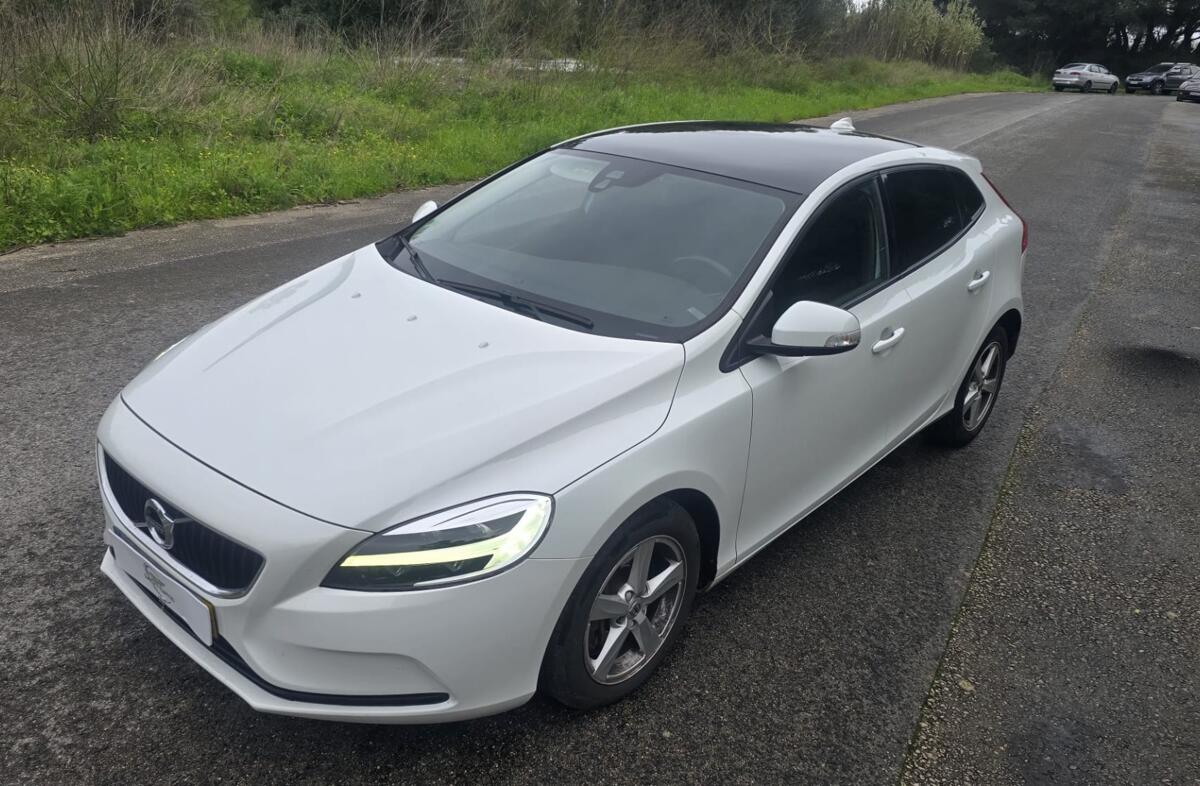 VOLVO V40 2.0 D2 Kinetic Geartronic