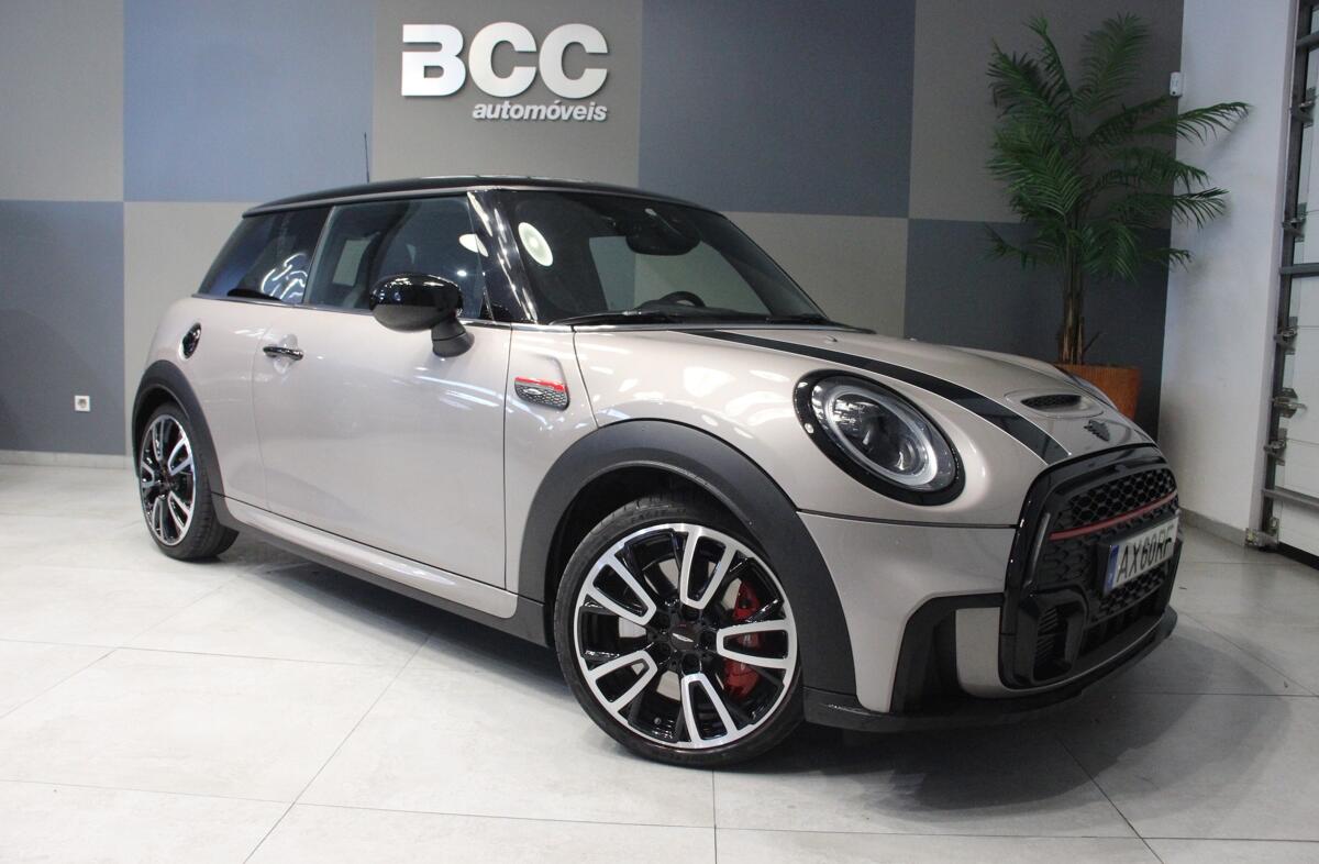MINI Mini Cooper Premium Plus JCW Auto