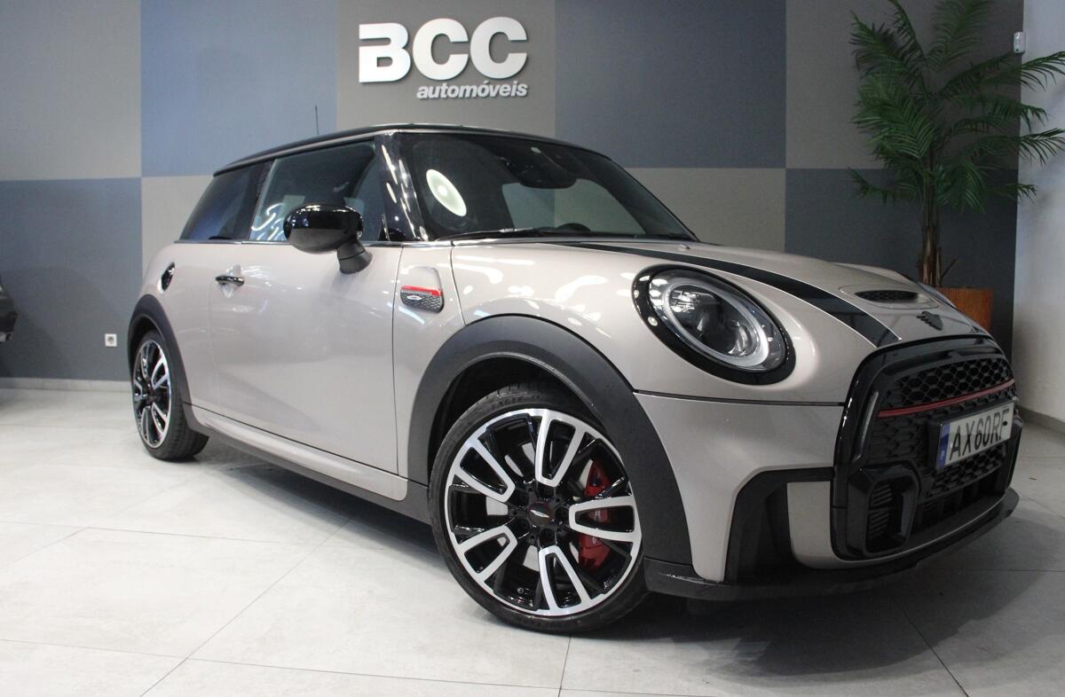 MINI Mini Cooper Premium Plus JCW Auto