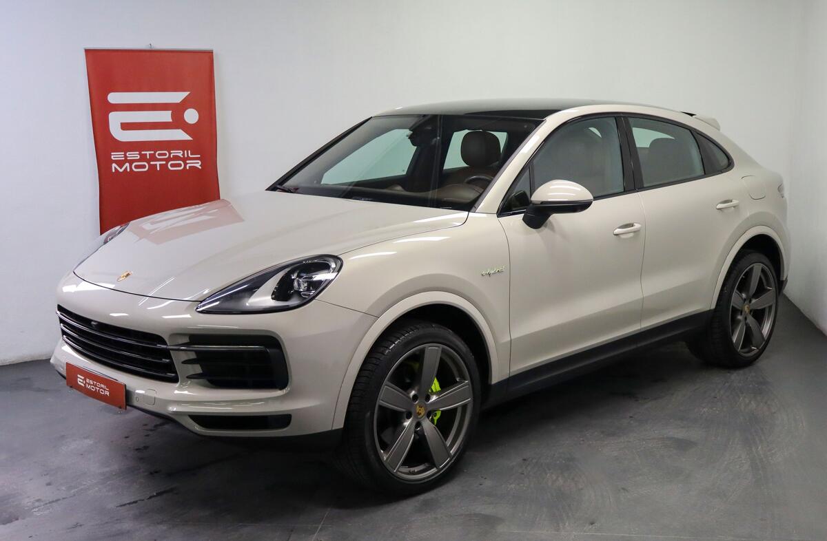 PORSCHE Cayenne E-Hybrid