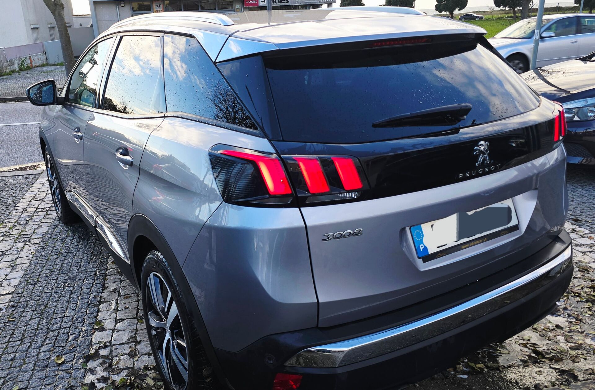 PEUGEOT 3008 1.6 BlueHDi Allure EAT6