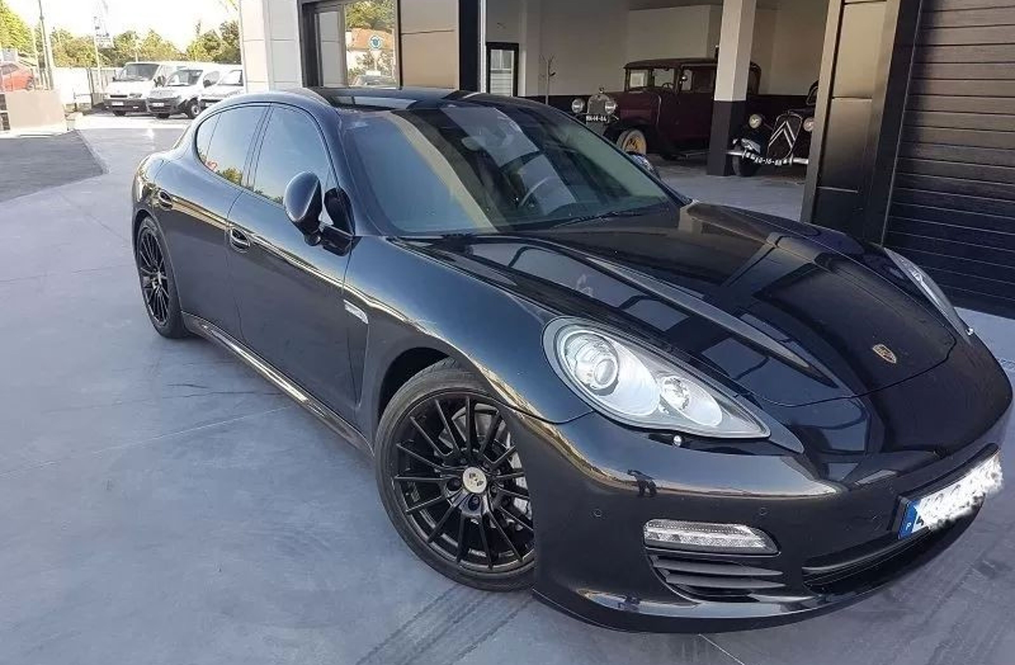 PORSCHE Panamera other_Outro