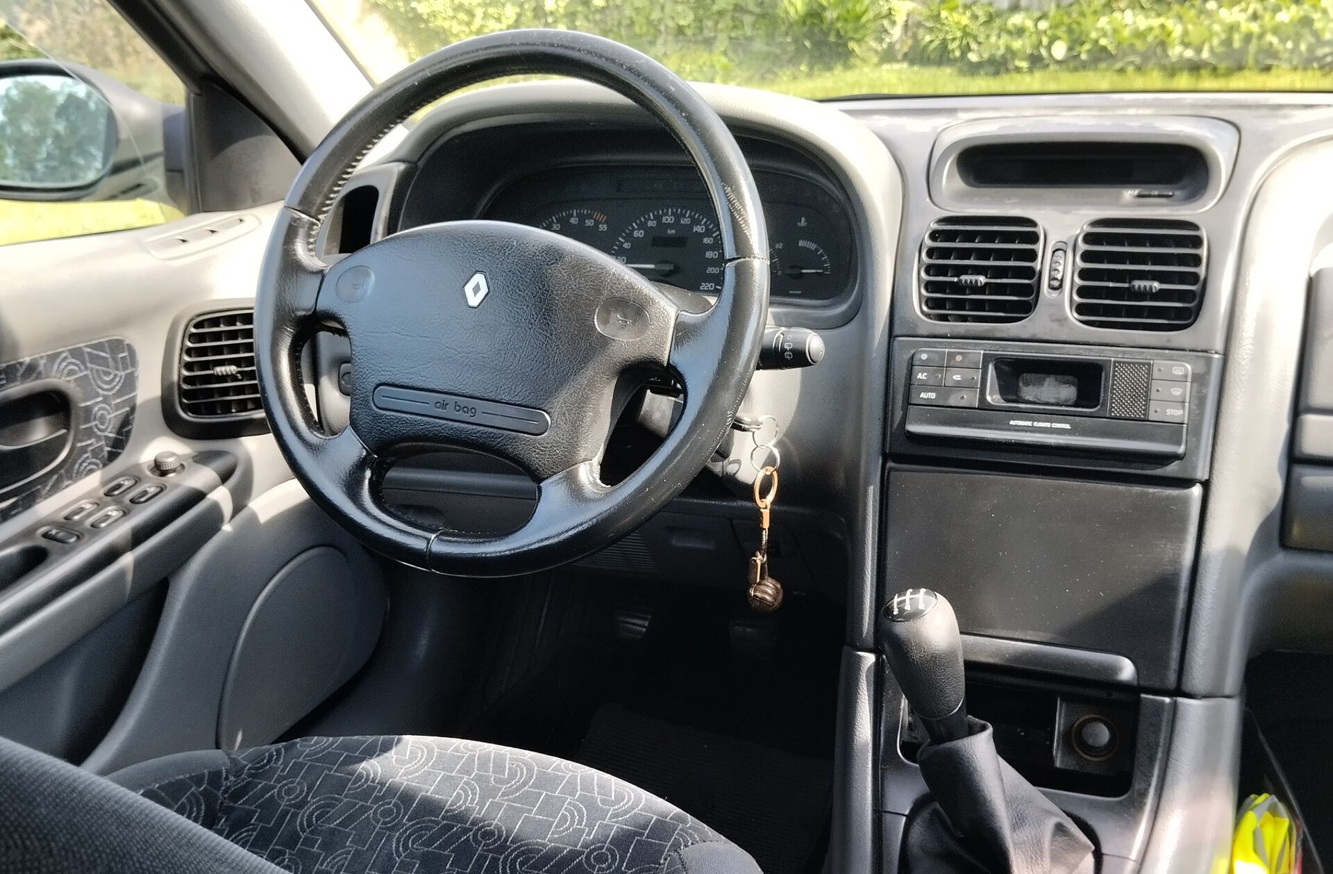 RENAULT Laguna 2.2 DT RT