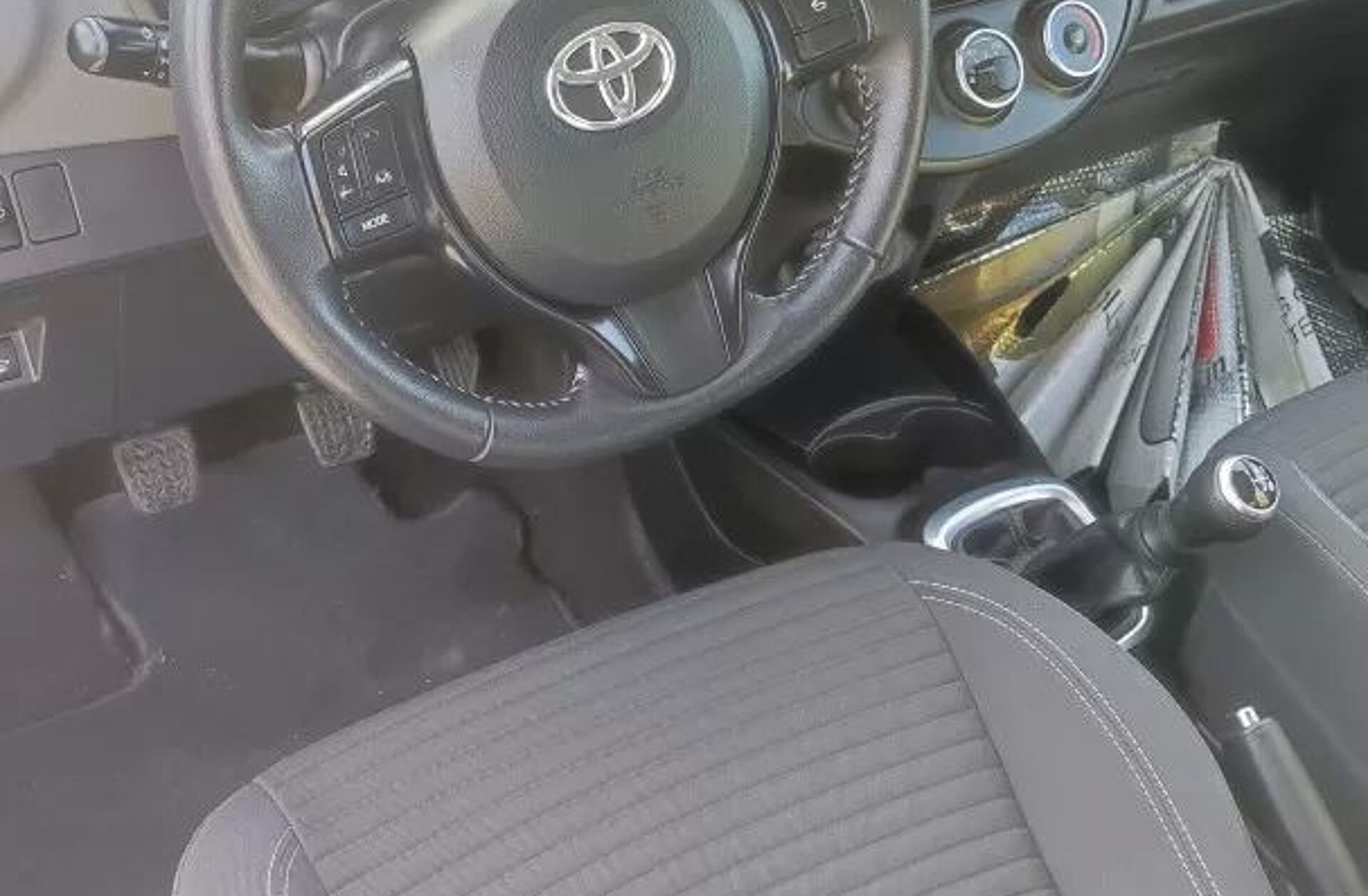 TOYOTA Yaris 1.0 VVT-i Comfort Plus