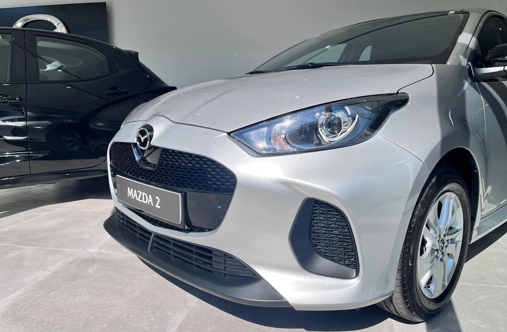 MAZDA 2 Mazda 1.5 L Hybrid VVT-i Centre-Line