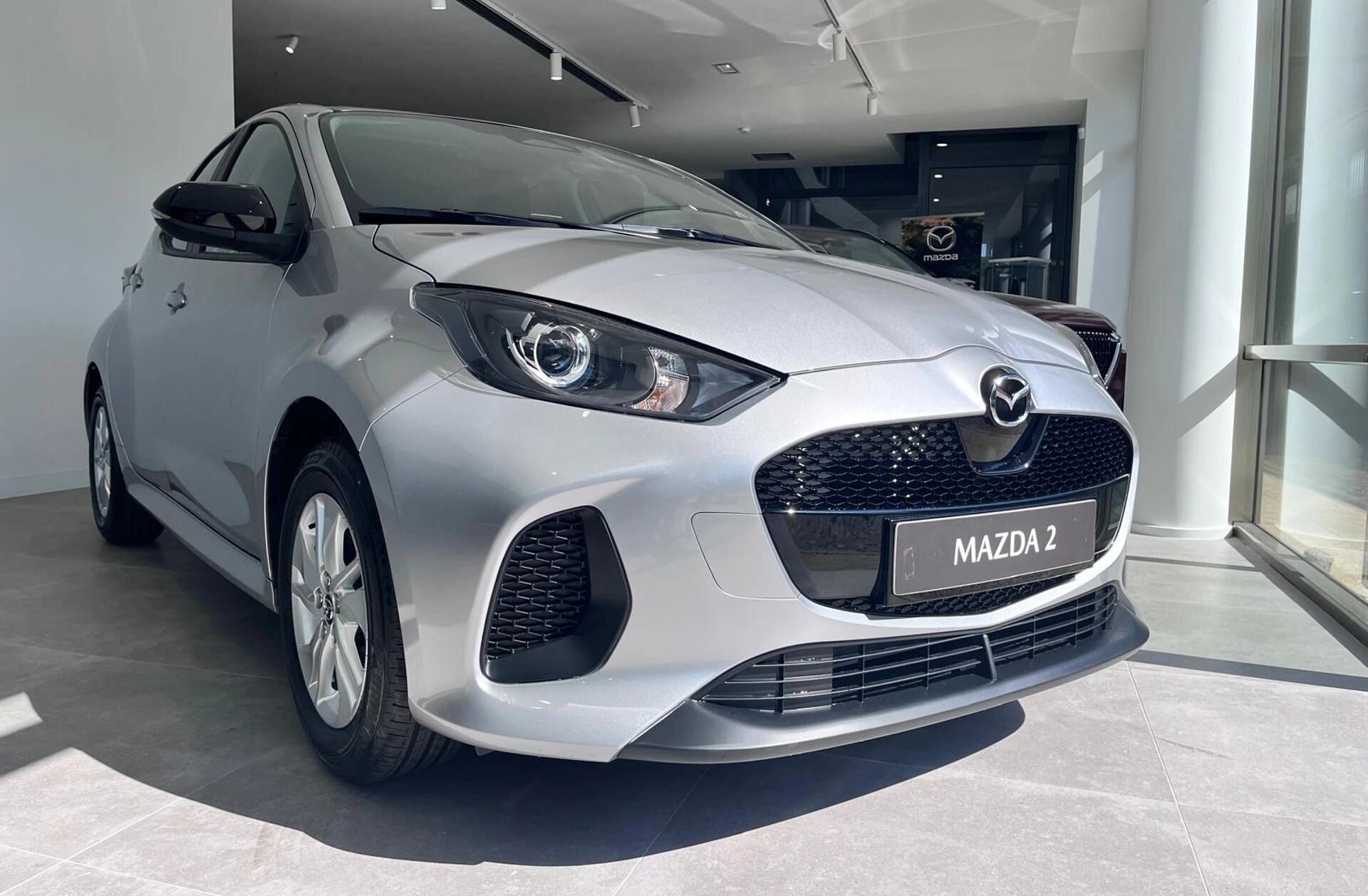 MAZDA 2 Mazda 1.5 L Hybrid VVT-i Centre-Line