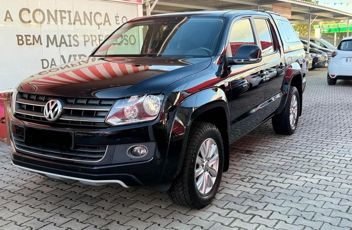 VOLKSWAGEN Amarok 2.0 TDi CD High.CM 4M.Aut.