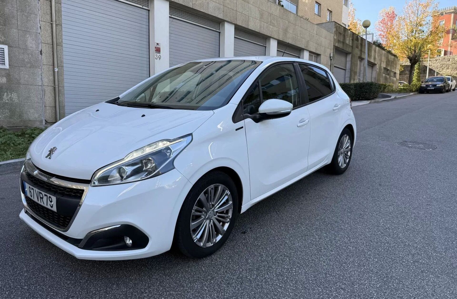 PEUGEOT 208 1.5 BlueHDi Signature