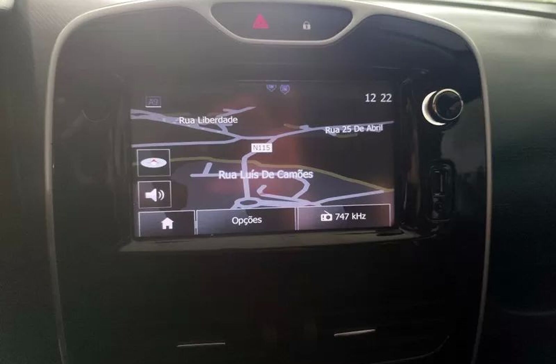 RENAULT Clio 0.9 TCE Dynamique S