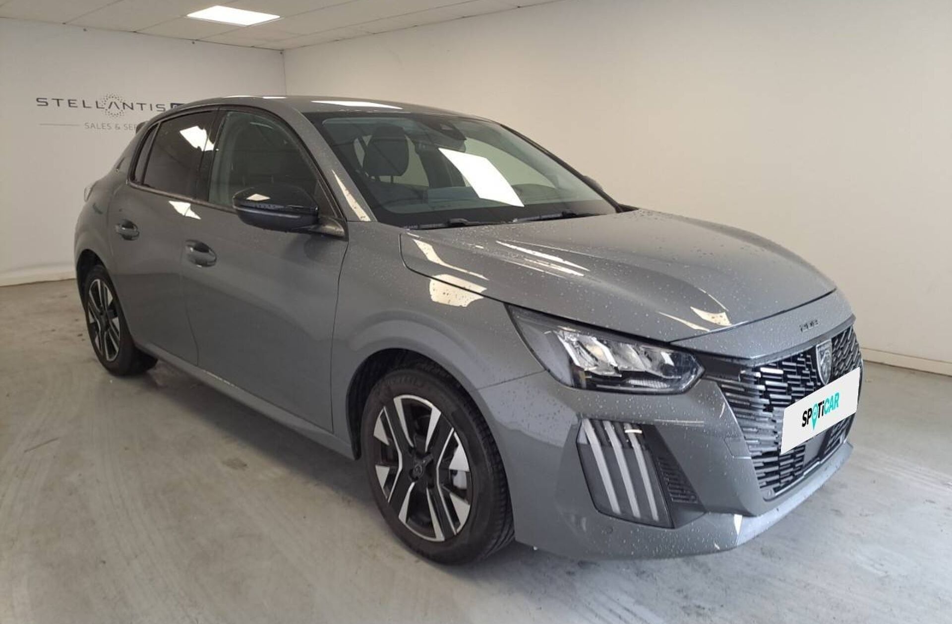 PEUGEOT 208 1.2 Hybrid Allure e-DCS6