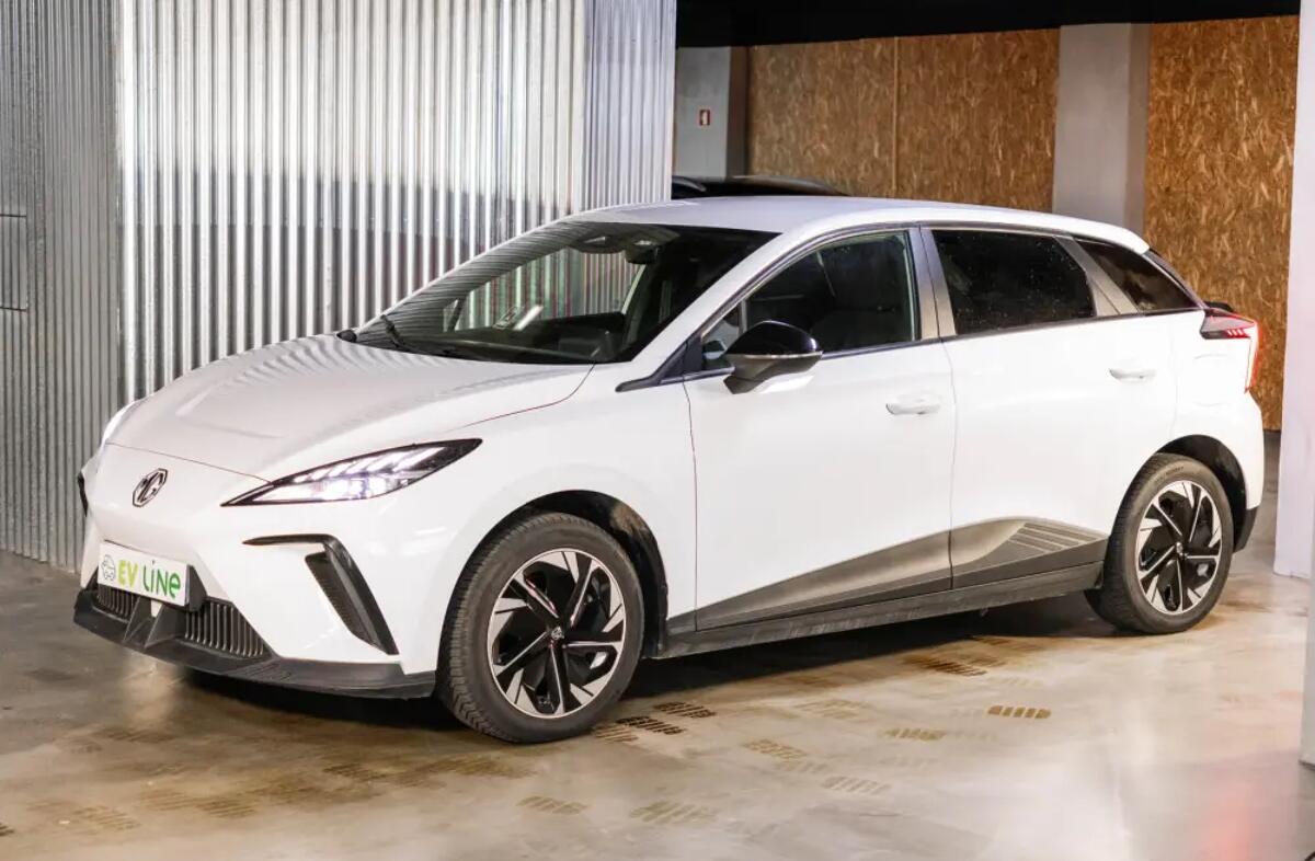 MG MG4 64 kWh Comfort