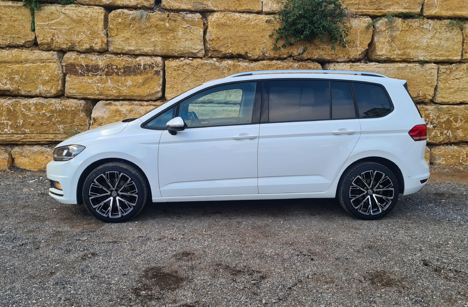 VOLKSWAGEN Touran 1.6 TDI Confortline DSG