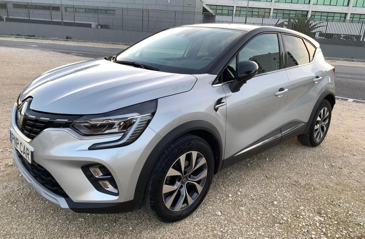 RENAULT Captur 1.0 TCe Exclusive