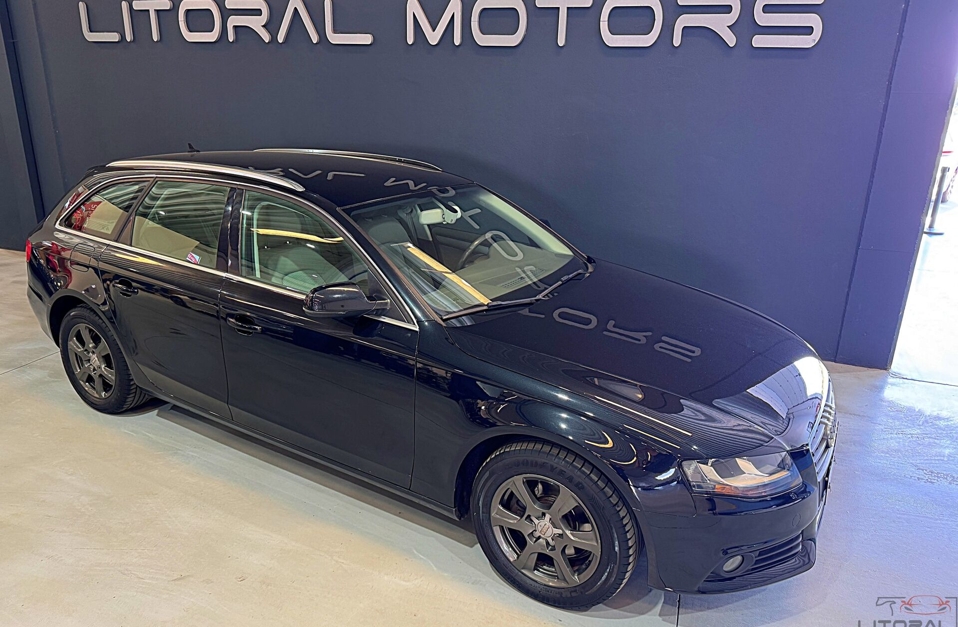 AUDI A4 2.0 TDi Advance