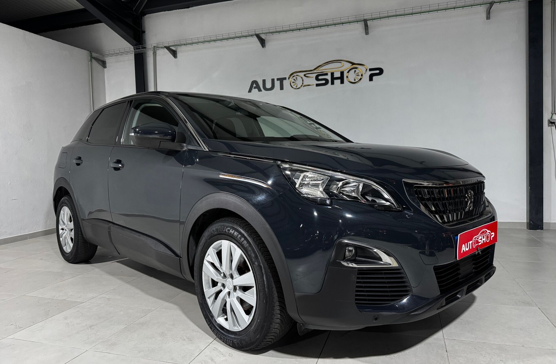 PEUGEOT 3008 1.2 PureTech Allure EAT8