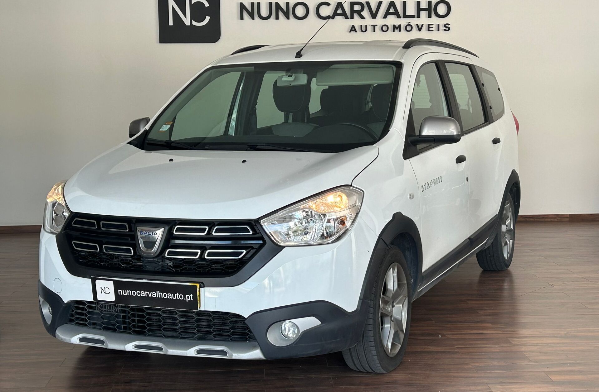 DACIA Lodgy 1.5 dCi Stepway 7L