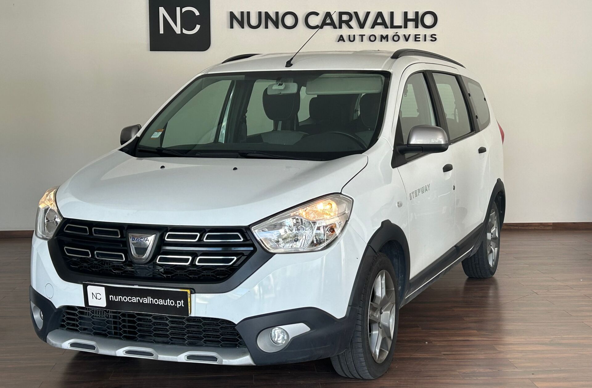 DACIA Lodgy 1.5 dCi Stepway 7L