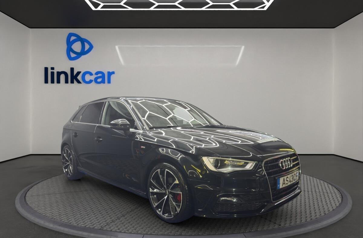 AUDI A3 2.0 TDi S-line S tronic