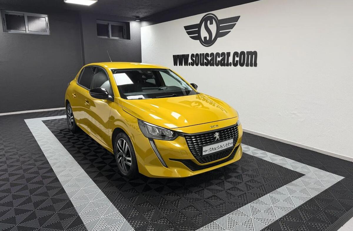 PEUGEOT 208 1.2 PureTech Allure Pack