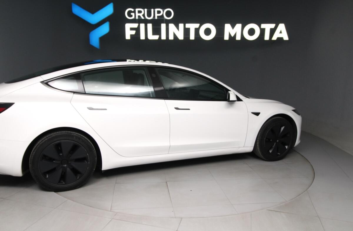 TESLA Model 3 Long Range Tração Traseira