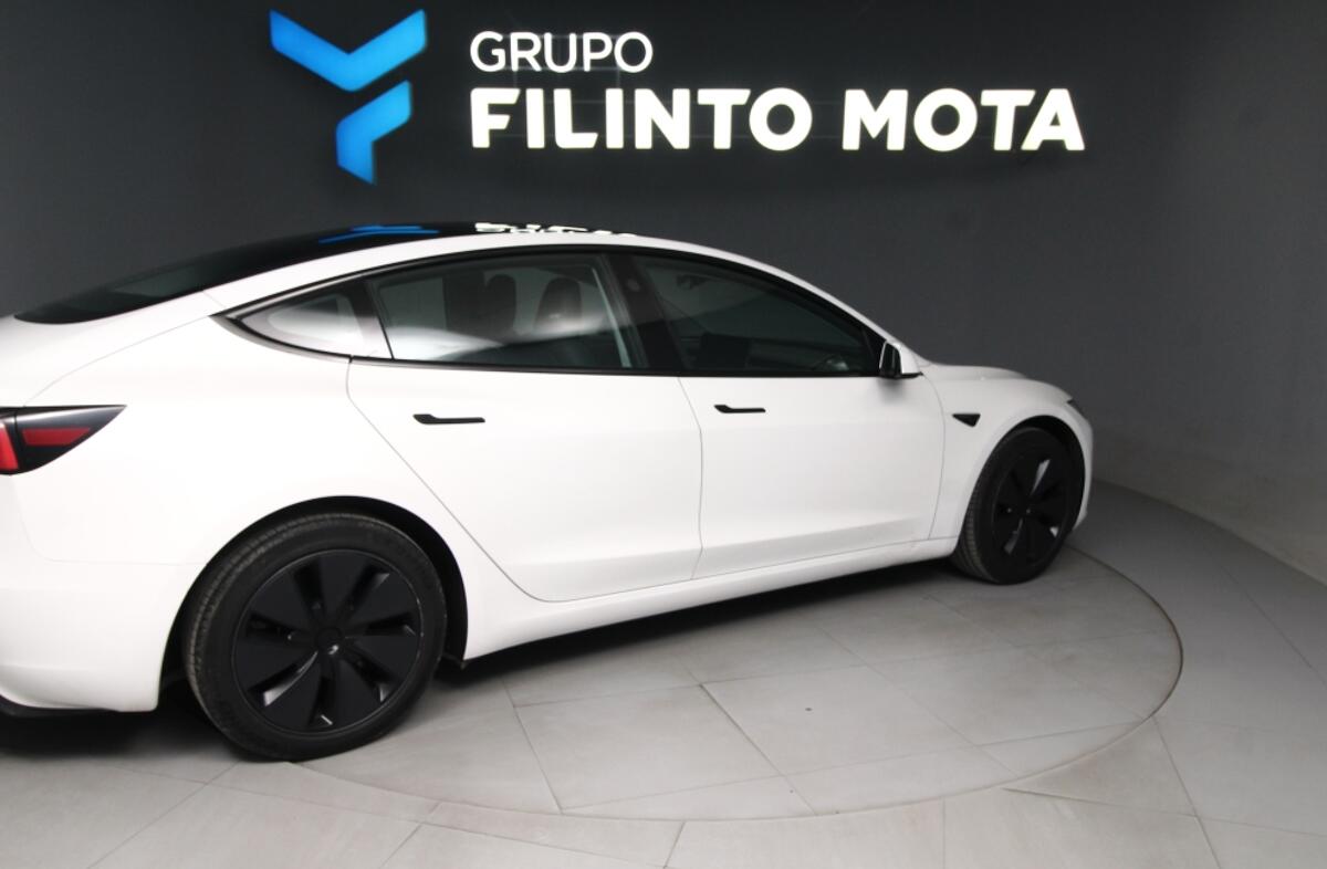 TESLA Model 3 Long Range Tração Traseira